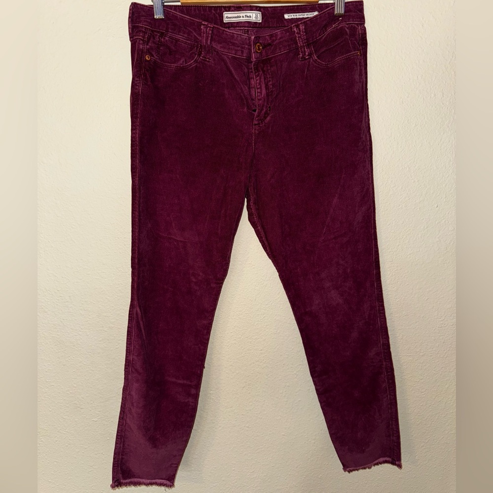 Abercrombie & Fitch Burgundy Pants